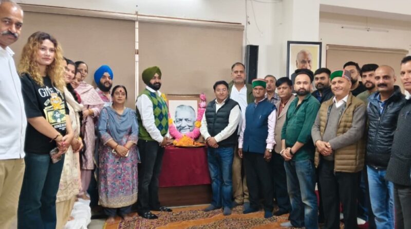 Congress Leaders Remember Dr. Y.S. Parmar, Call for Strengthening His Legacy HIMACHAL HEADLINES