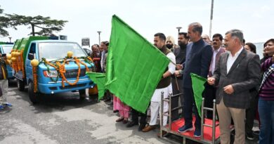 Sukhu flags off electric waste collection vehicles in Shimla HIMACHAL HEADLINES
