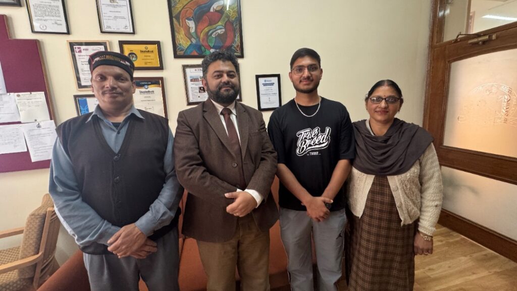 Lokesh Kaundal’s Rise Beyond Circumstances HIMACHAL HEADLINES