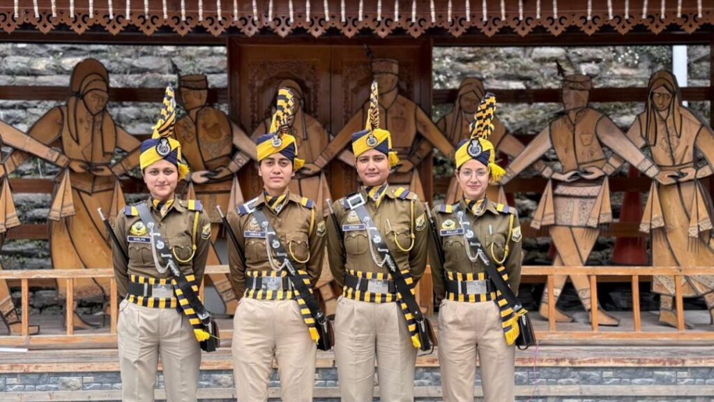 Watch and Patrol initiative expands from Shimla Mall road to major tourist destinations across Himachal Watch and Patrol initiative expands from Shimla Mall road to major tourist destinations across Himachal HIMACHAL HEADLINES