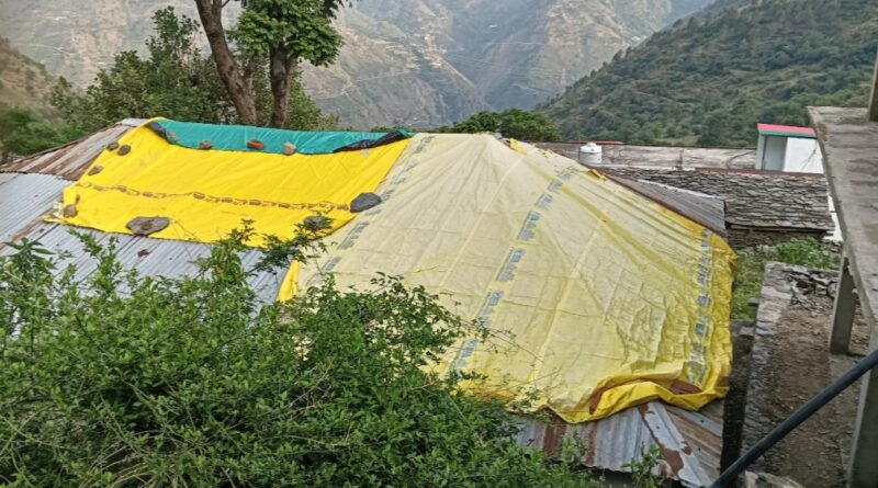 Patwar Bhawan in Peeran has been shedding tears of misery for years