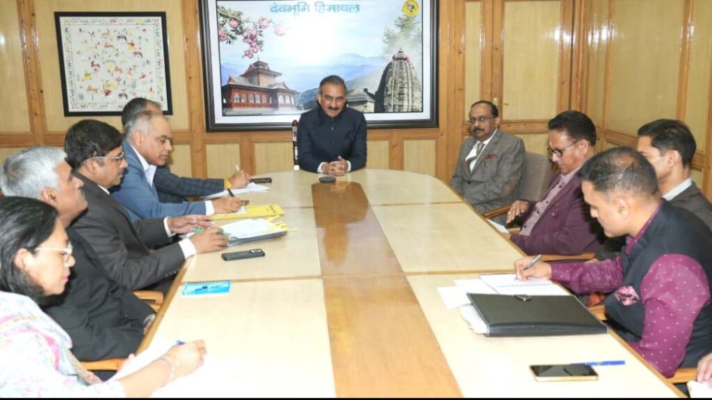 Clear medical claims and arrears of Class-IV pensioners within four days: Sukhu HIMACHAL HEADLINES