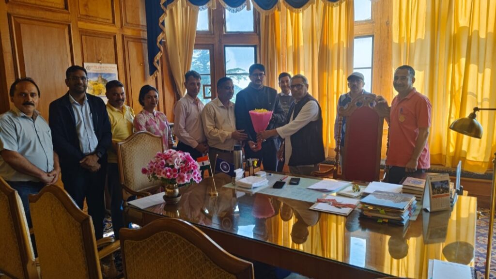 Cordial Interaction Between Employees Association and Director at IIAS HIMACHAL HEADLINES