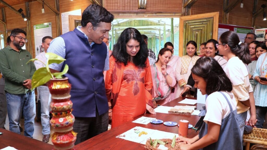 Promoting Cleanliness and Sustainability: Swachhata Pakhwada Observed at CSIR-IHBT HIMACHAL HEADLINES