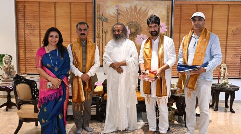 CM Sukhu meets Sri Sri Ravi Shankar HIMACHAL HEADLINES