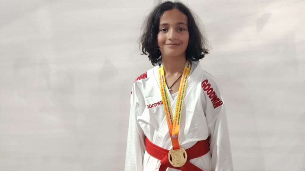 AHS' Rakshita To Participate In National Karate Championship AHS' Rakshita To Participate In National Karate Championship HIMACHAL HEADLINES