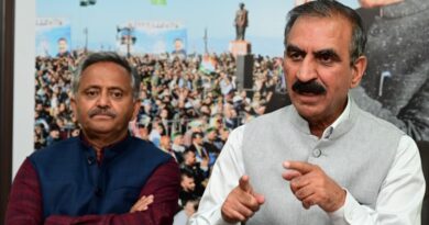 Sukhu Counters BJP Claims, Sparks Debate with Unexpected Praise for Bindal HIMACHAL HEADLINES