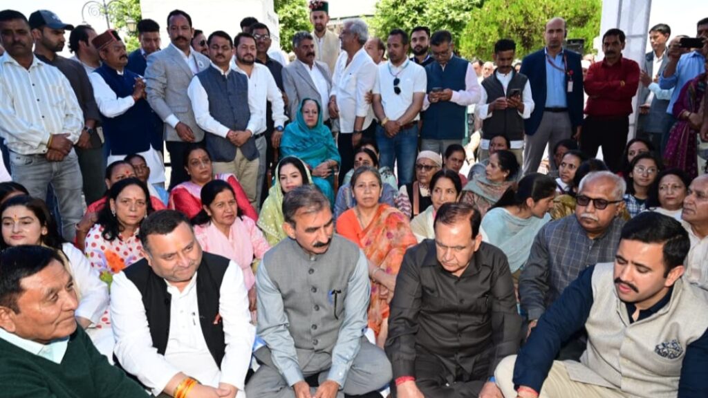 Sukhu pays rich tributes to Virbhadra Singh on birth anniversary HIMACHAL HEADLINES