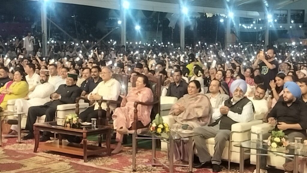 Governor presides over closing ceremony of national-level Shoolini Fair at Solan Governor presides over closing ceremony of national-level Shoolini Fair at Solan HIMACHAL HEADLINES