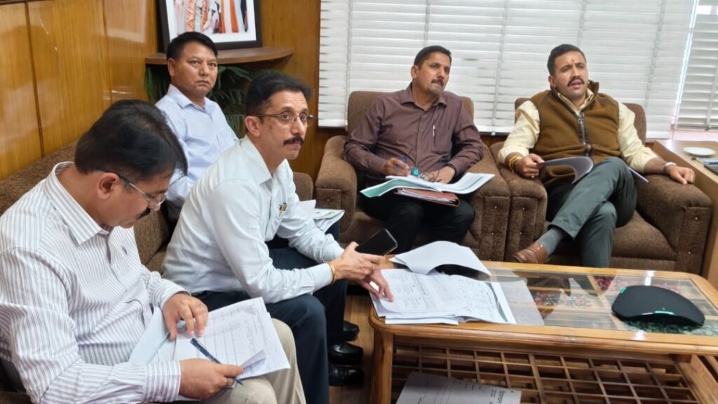 Around 15,500 workers and 1,156 machines deployed to tackle torrential rains: Vikramaditya HIMACHAL HEADLINES