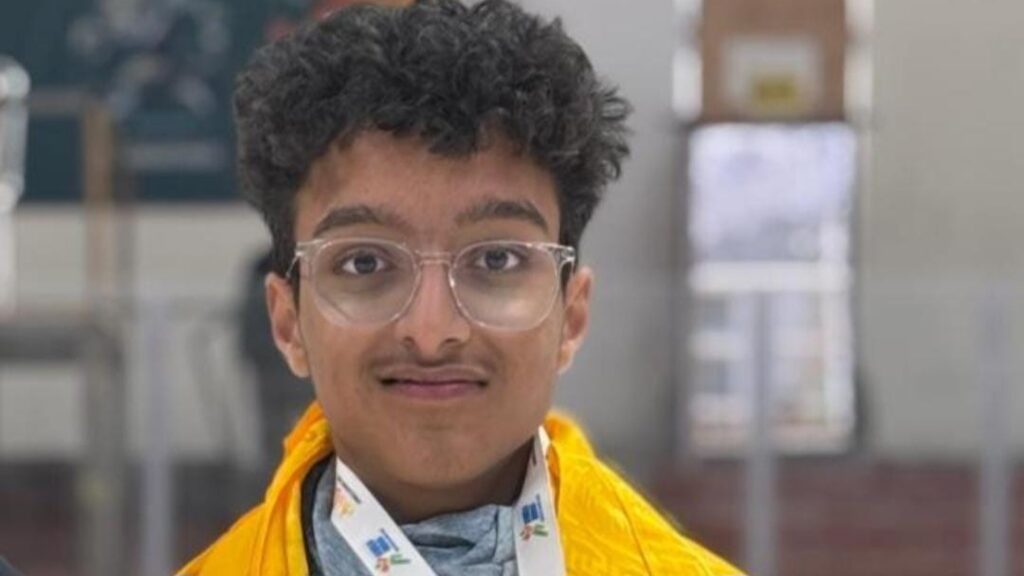 Auckland House Students Selected to Represent India at Asian Short Track Ice Skating Auckland House Students Selected to Represent India at Asian Short Track Ice Skating HIMACHAL HEADLINES