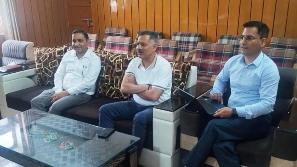 Technical Education Minister interacts with students on educational exposure visit to IIT Delhi Technical Education Minister interacts with students on educational exposure visit to IIT Delhi HIMACHAL HEADLINES
