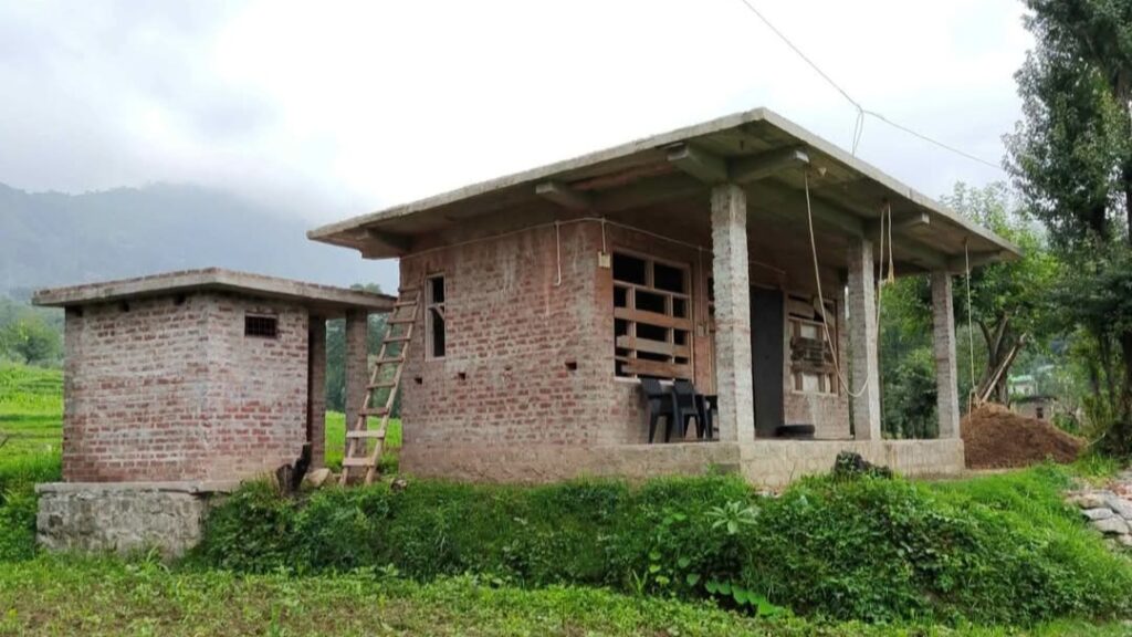 From Mud Huts to Apna Ghar: How a Government Scheme is Rebuilding Dreams in Jogindernagar HIMACHAL HEADLINES