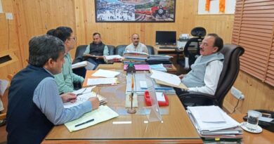 Himachal Khadi Board records 39 percent growth in sales, sets 112 Cr target HIMACHAL HEADLINES