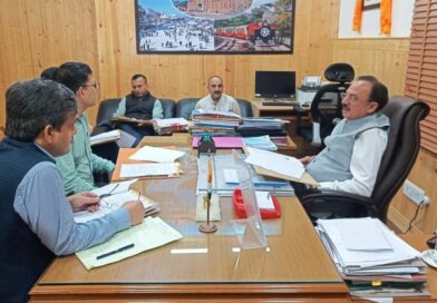 Himachal Khadi Board records 39 percent growth in sales, sets 112 Cr target