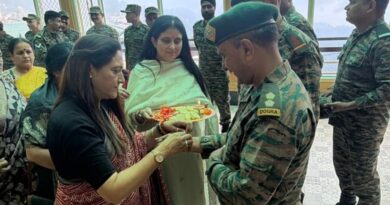 Women tied Rakhi on the wrists of army brothers at ARTRAC HIMACHAL HEADLINES