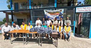 Lions Club Shimla Distributes Blazers to 33 Students HIMACHAL HEADLINES