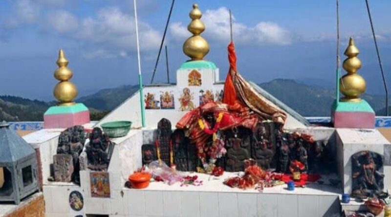 The Mystery of Shikari Mata Temple: Where No Roof Has Ever Stood