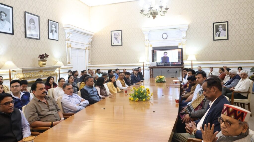 IIAS Launches Hindi Month, Hosts Discussion on Hindi's Relevance IIAS Launches Hindi Month, Hosts Discussion on Hindi's Relevance HIMACHAL HEADLINES