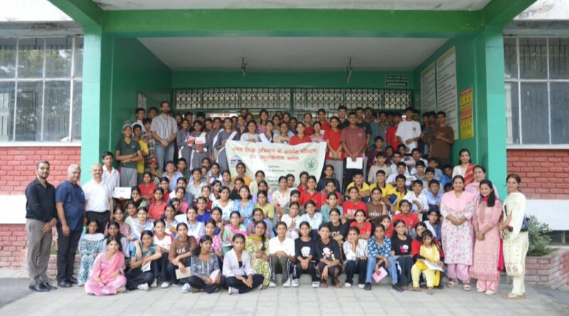 Learning Beyond Classrooms: Students Get Hands-on Exposure to Modern Agriculture HIMACHAL HEADLINES