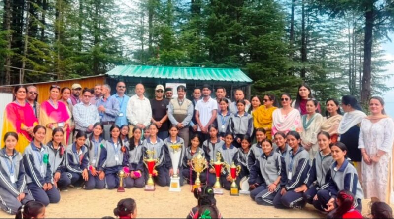 Chiyog School became the overall winner of the Under-14 competition HIMACHAL HEADLINES