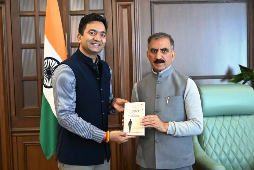 Rakesh Kumar Prajapati presents his first novel Lighter Than Yesterday  HIMACHAL HEADLINES