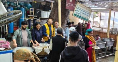 Lions Club Shimla Serves Breakfast and Lunch to Over 1,200 Patients and Attendants at IGMC HIMACHAL HEADLINES
