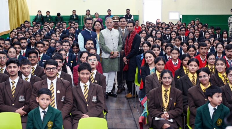 Governor calls upon youth to contribute to building Viksit Bharat HIMACHAL HEADLINES