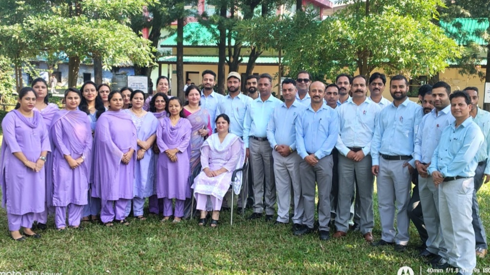 Dress code for teachers implemented in 148 Government CBSE Schools HIMACHAL HEADLINES