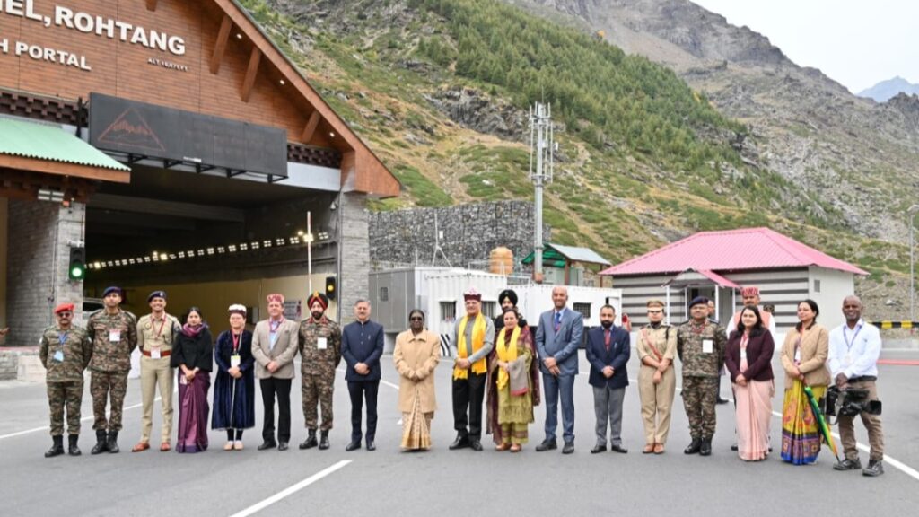 President visits Atal Tunnel  HIMACHAL HEADLINES