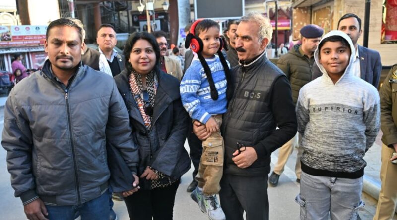 Sukhu offers prayers at Mata Kalibari Temple & Visits Mall Road HIMACHAL HEADLINES