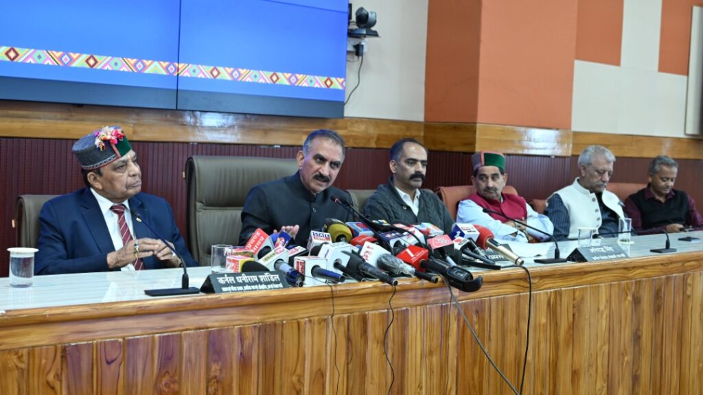 Sukhu's Diwali Bonanza : Himachal Announces 5% DA Hike, ₹10,000 Arrears for Class IV Employees Sukhu's Diwali Bonanza : Himachal Announces 5% DA Hike, ₹10,000 Arrears for Class IV Employees HIMACHAL HEADLINES