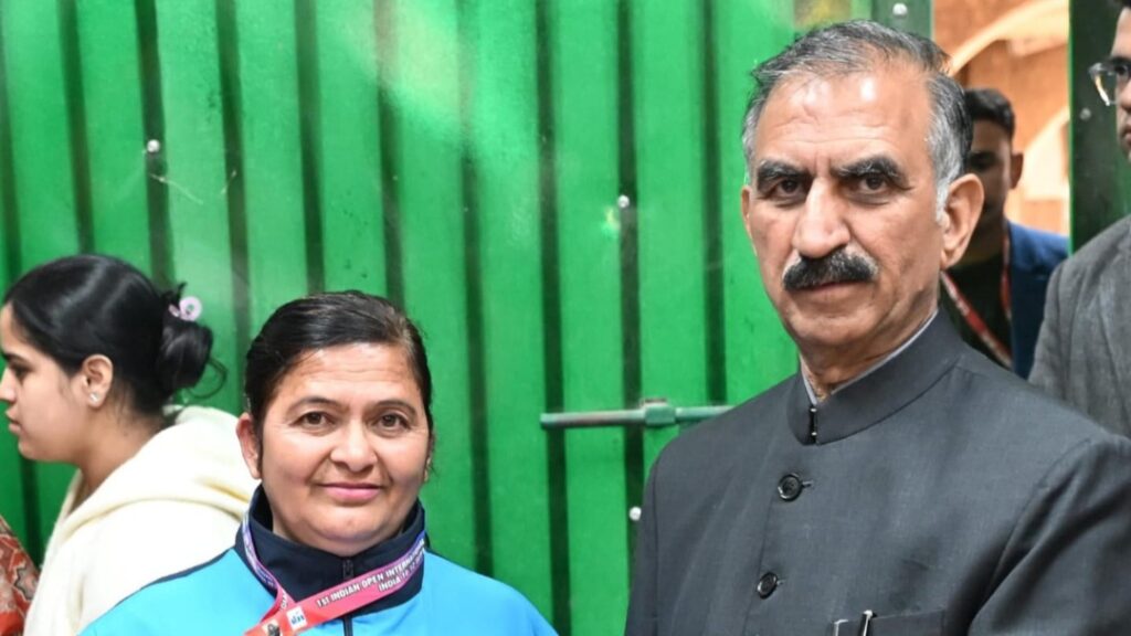 Krishana Thakur wins gold in International India Darts Open Championship HIMACHAL HEADLINES